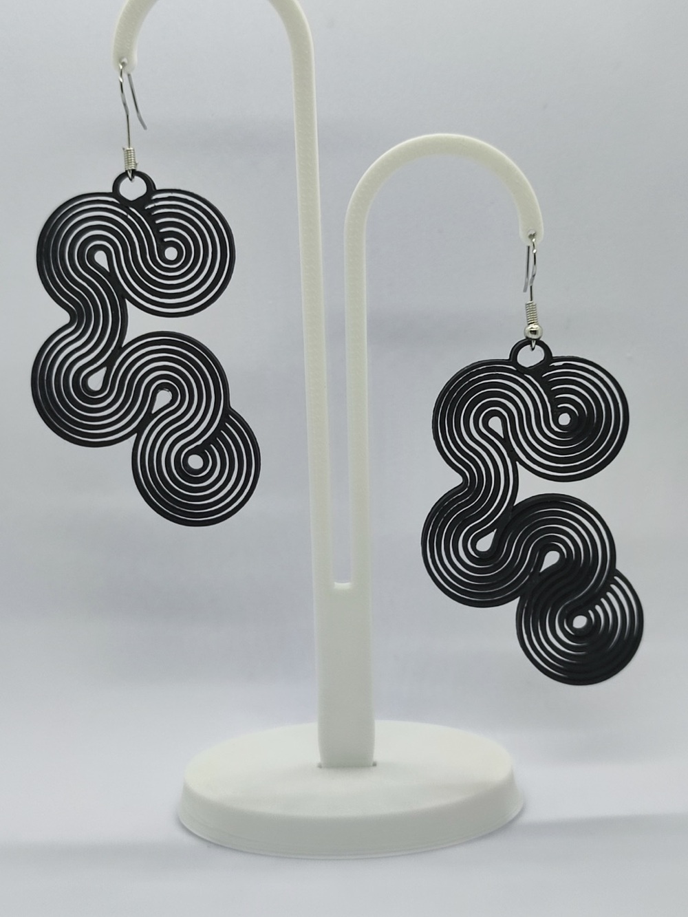 Infinite spiral earrings